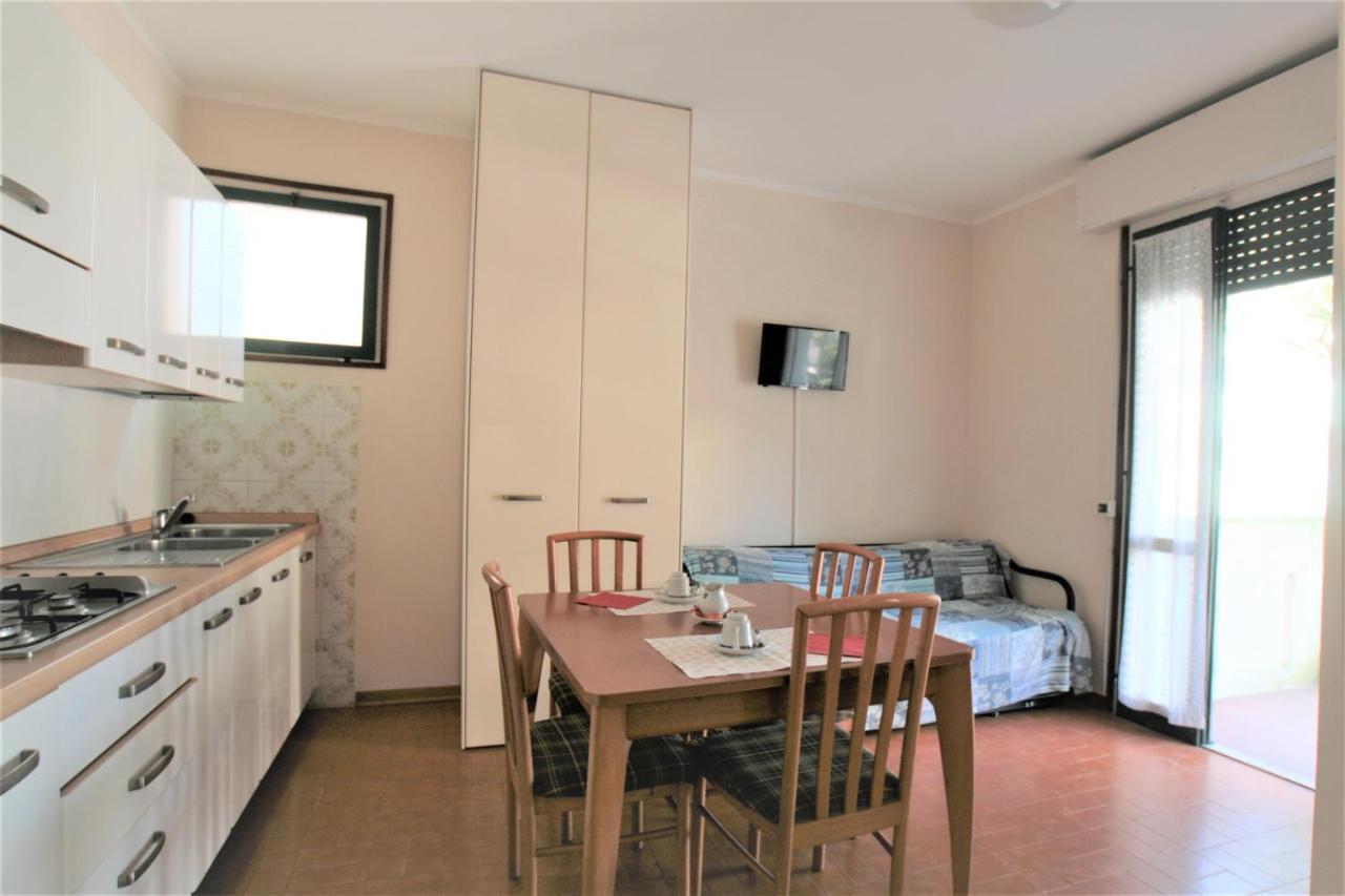 El Palmar Fronte Mare Apartment Lido di Jesolo Bagian luar foto